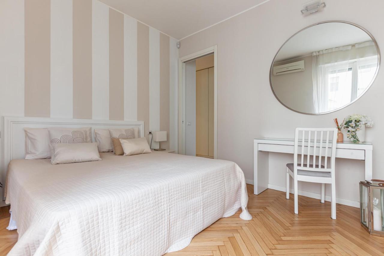 Bright Apt In Milano Citta Studi - 2 Balconies Exterior photo